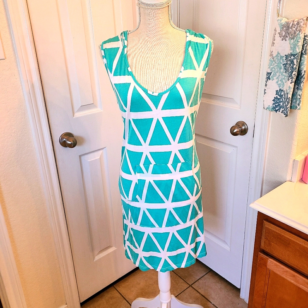 NWT Hooded Dress with Kangaroo Pockets - Picture 1 of 5